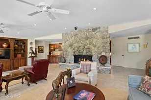 425 W Rapa Pl, Tucson, AZ 85737 - Photo 4