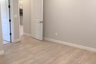 1747 E 10th St, Tucson, AZ 85719 - Photo 6