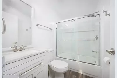 8033 S Farmcreek Drive, Tucson, AZ 85756 - Photo 12