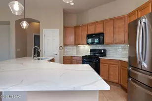 12771 N New Reflection Dr, Marana, AZ 85658 - Photo 8