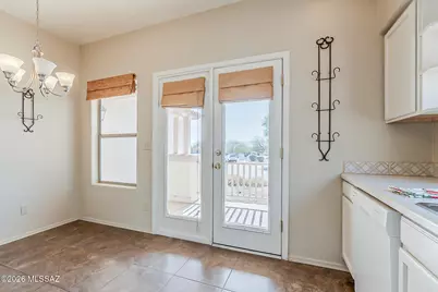 2525 N Camino Reloj, Green Valley, AZ 85614 - Photo 8
