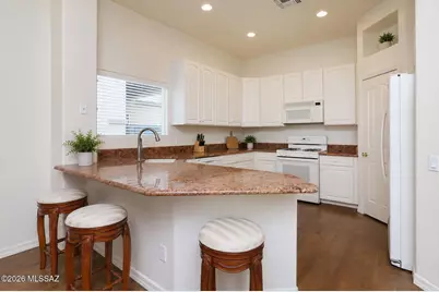 13575 N Holly Grape Drive, Marana, AZ 85658 - Photo 10