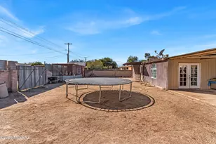2201 S March Pl, Tucson, AZ 85713 - Photo 44