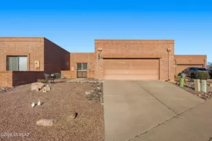 1040 W Camino del Pato, Green Valley, AZ 85622 - Photo 2