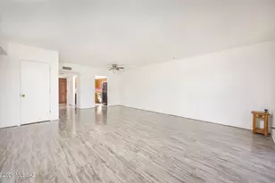 679 S Pantano Pw Parkway S, Tucson, AZ 85710 - Photo 10