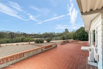 145 W Pinon Drive, Green Valley, AZ 85614 - Photo 4