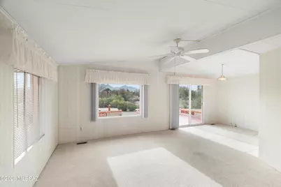 145 W Pinon Drive, Green Valley, AZ 85614 - Photo 6