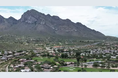 109 E Loch Lomond Place, Oro Valley, AZ 85737 - Photo 2