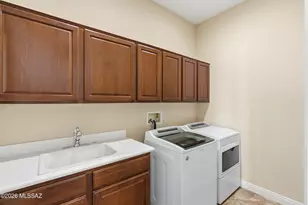 13715 N Tessali Way, Oro Valley, AZ 85755 - Photo 24