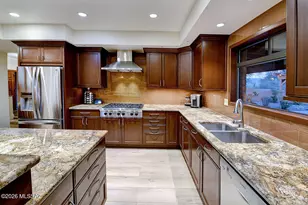 8230 E Ridgewood Dr, Tucson, AZ 85750 - Photo 4