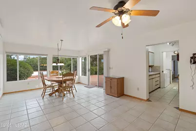 107 E Los Arcos, Green Valley, AZ 85614 - Photo 8