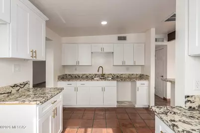 4571 E 32nd Street, Tucson, AZ 85711 - Photo 10