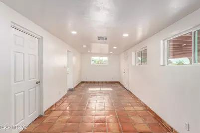 4571 E 32nd Street, Tucson, AZ 85711 - Photo 14