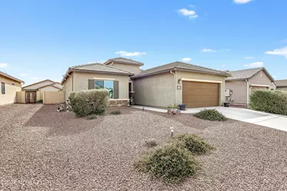 21599 E Volunteer Drive, Red Rock, AZ 85145 - Photo 1