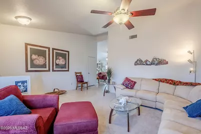 2240 S Quail Hollow Drive, Tucson, AZ 85710 - Photo 8