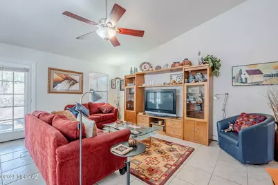 2240 S Quail Hollow Drive, Tucson, AZ 85710 - Photo 12