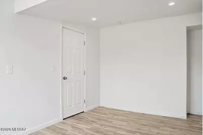 2711 E Grant Road, Tucson, AZ 85716 - Photo 10