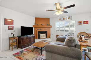 831 N Promontory Dr, Tucson, AZ 85748 - Photo 10