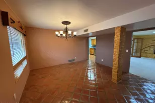 9282 E Indio Pl, Tucson, AZ 85749 - Photo 12