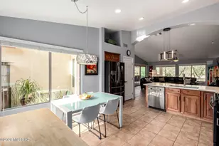 2703 E Glen Canyon Rd, Green Valley, AZ 85614 - Photo 16