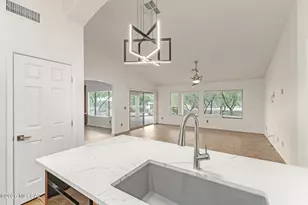 2703 E Glen Canyon Rd, Green Valley, AZ 85614 - Photo 4