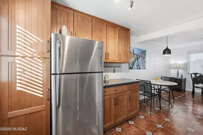 248 S Paseo Lobo #UNIT D, Green Valley, AZ 85614 - Photo 10