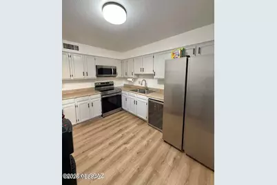 712 W Limberlost Drive #36, Tucson, AZ 85705 - Photo 8