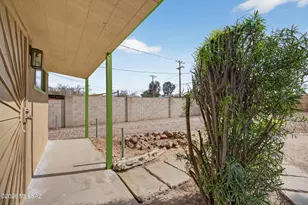 1114 E Copper St, Tucson, AZ 85719 - Photo 26
