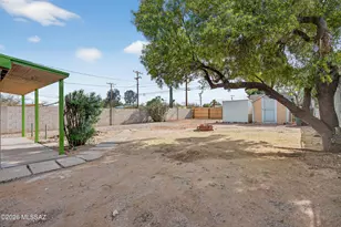 1114 E Copper St, Tucson, AZ 85719 - Photo 28