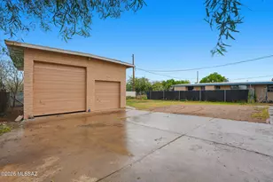 402 W Alaska St, Tucson, AZ 85706 - Photo 2