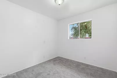 402 W Alaska Street, Tucson, AZ 85706 - Photo 14