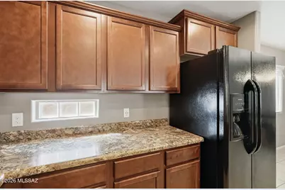 8763 N Black Pine Drive, Tucson, AZ 85743 - Photo 14