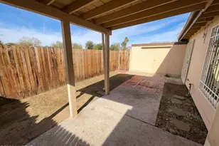 7802 E Kenyon Dr, Tucson, AZ 85710 - Photo 6