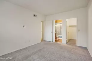 1810 E Blacklidge Dr, Tucson, AZ 85719 - Photo 6