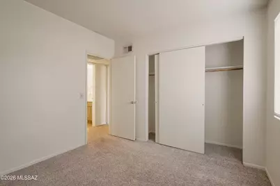 1810 E Blacklidge Drive #726, Tucson, AZ 85719 - Photo 4