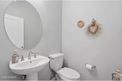 1432 E Golden Rock Way, Green Valley, AZ 85614 - Photo 8