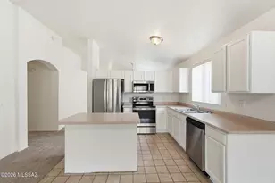 4464 W Holly Berry Way, Tucson, AZ 85741 - Photo 8