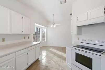 8690 N Moison Drive, Tucson, AZ 85742 - Photo 12