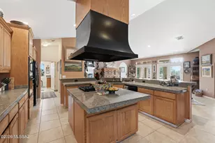 1731 W Placita De La Escalera, Sahuarita, AZ 85629 - Photo 10