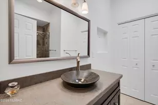 668 W Rushwood Dr, Tucson, AZ 85704 - Photo 24
