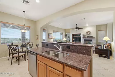 1962 W Acacia Bluffs Drive, Green Valley, AZ 85622 - Photo 18