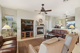 1962 W Acacia Bluffs Dr, Green Valley, AZ 85622 - Photo 2