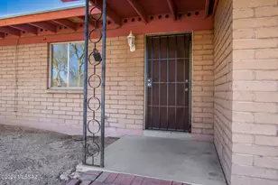 1010 S Camino De Las Colinas, Tucson, AZ 85748 - Photo 6