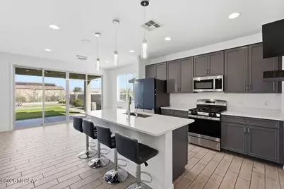 986 W Calle Moa, Sahuarita, AZ 85629 - Photo 4