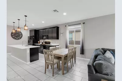 10857 W Sarabella Drive, Marana, AZ 85653 - Photo 14