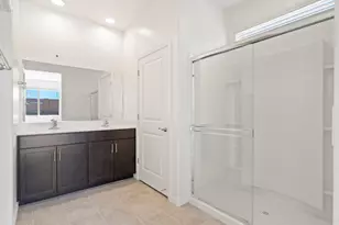 6902 W Sweetshade Ln, Tucson, AZ 85757 - Photo 16