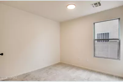 9410 E Grapevine Spring Place, Tucson, AZ 85710 - Photo 18