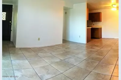6625 E Golf Links Road #5, Tucson, AZ 85730 - Photo 2