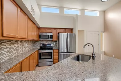 10169 E Chevelon Street, Tucson, AZ 85748 - Photo 8