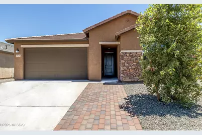 8820 E Stone Meadow Circle, Tucson, AZ 85730 - Photo 2